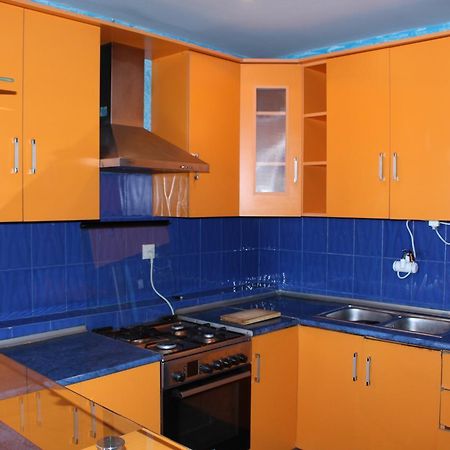 Herrmas Hostel Тбилиси Экстерьер фото