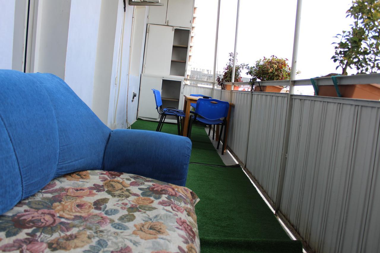 Herrmas Hostel Тбилиси Экстерьер фото