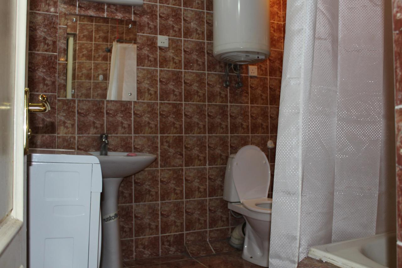Herrmas Hostel Тбилиси Экстерьер фото