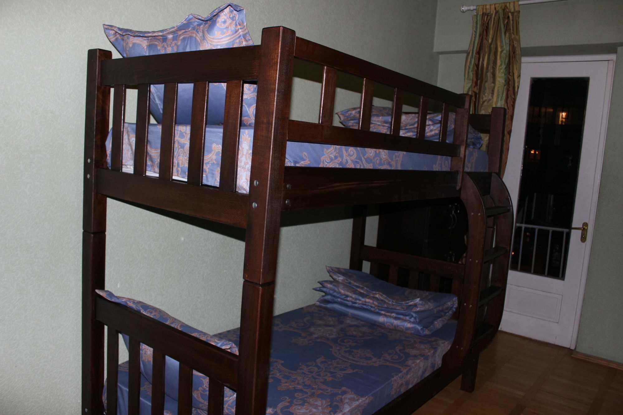 Herrmas Hostel Тбилиси Экстерьер фото