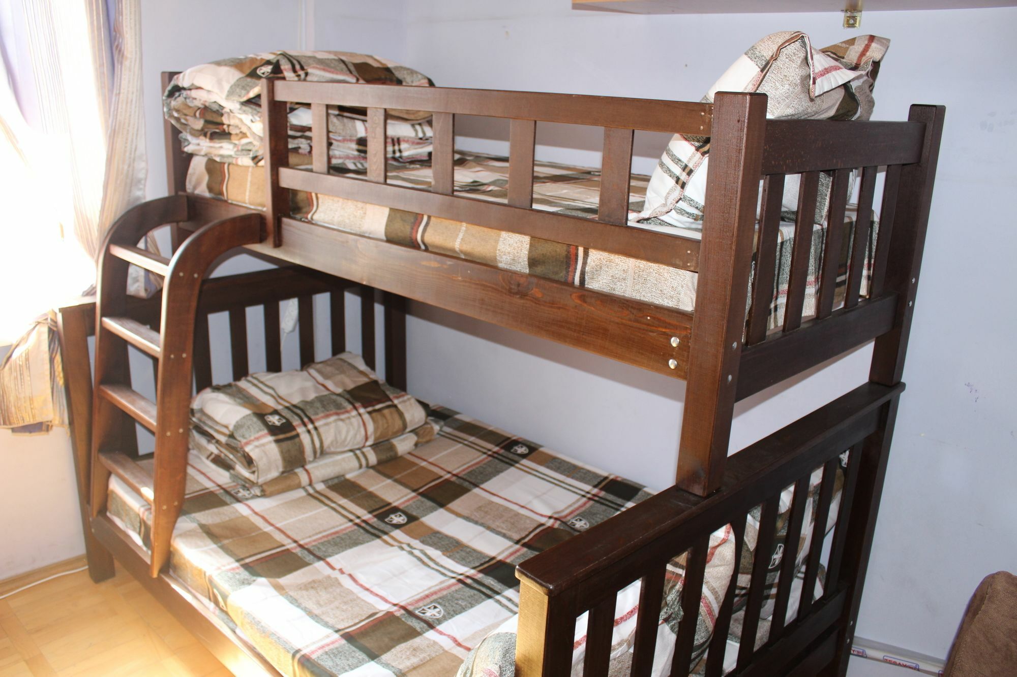 Herrmas Hostel Тбилиси Экстерьер фото